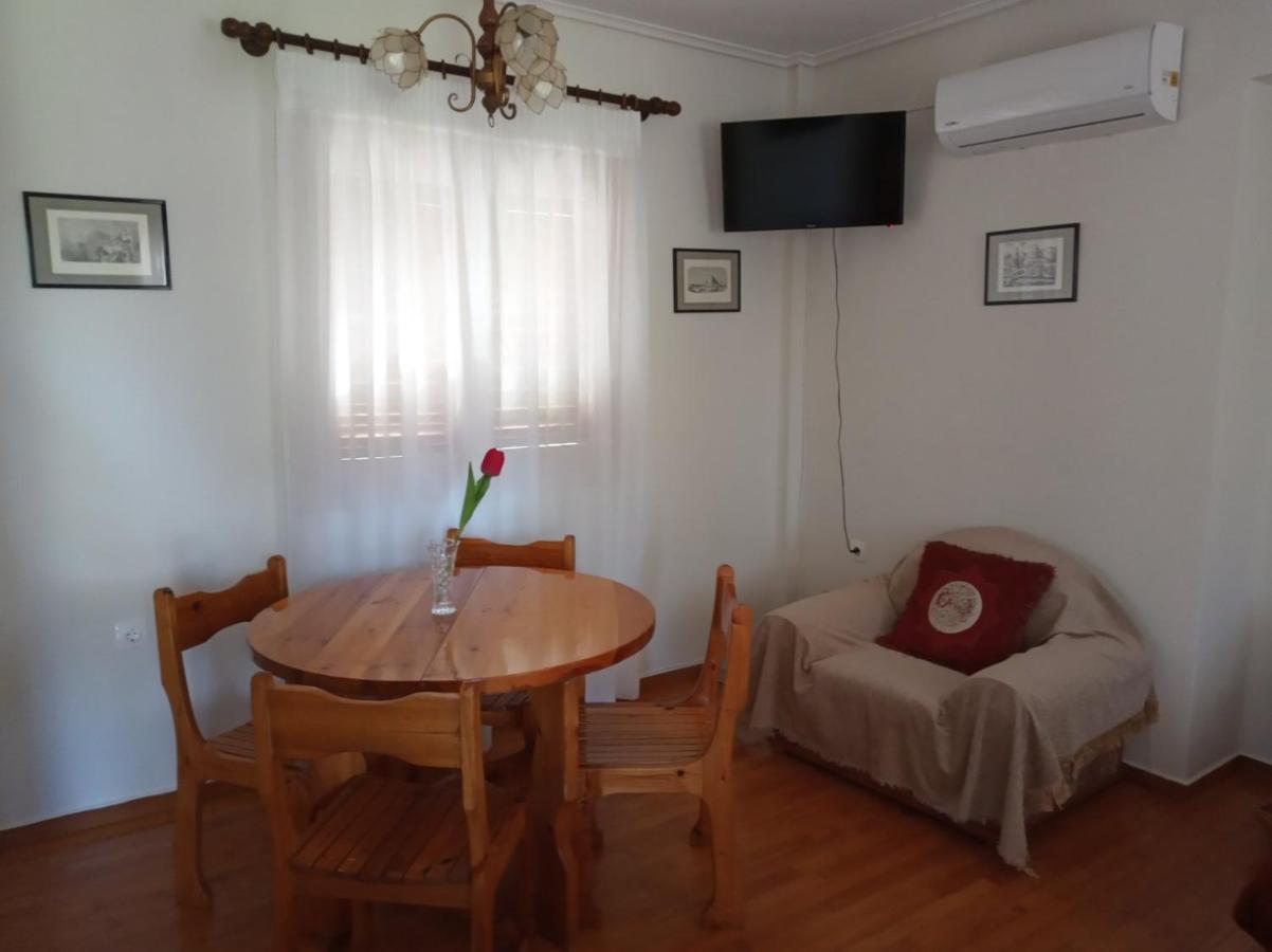 Apartmán Manousi 1- Ground Floor Mystras Exteriér fotografie