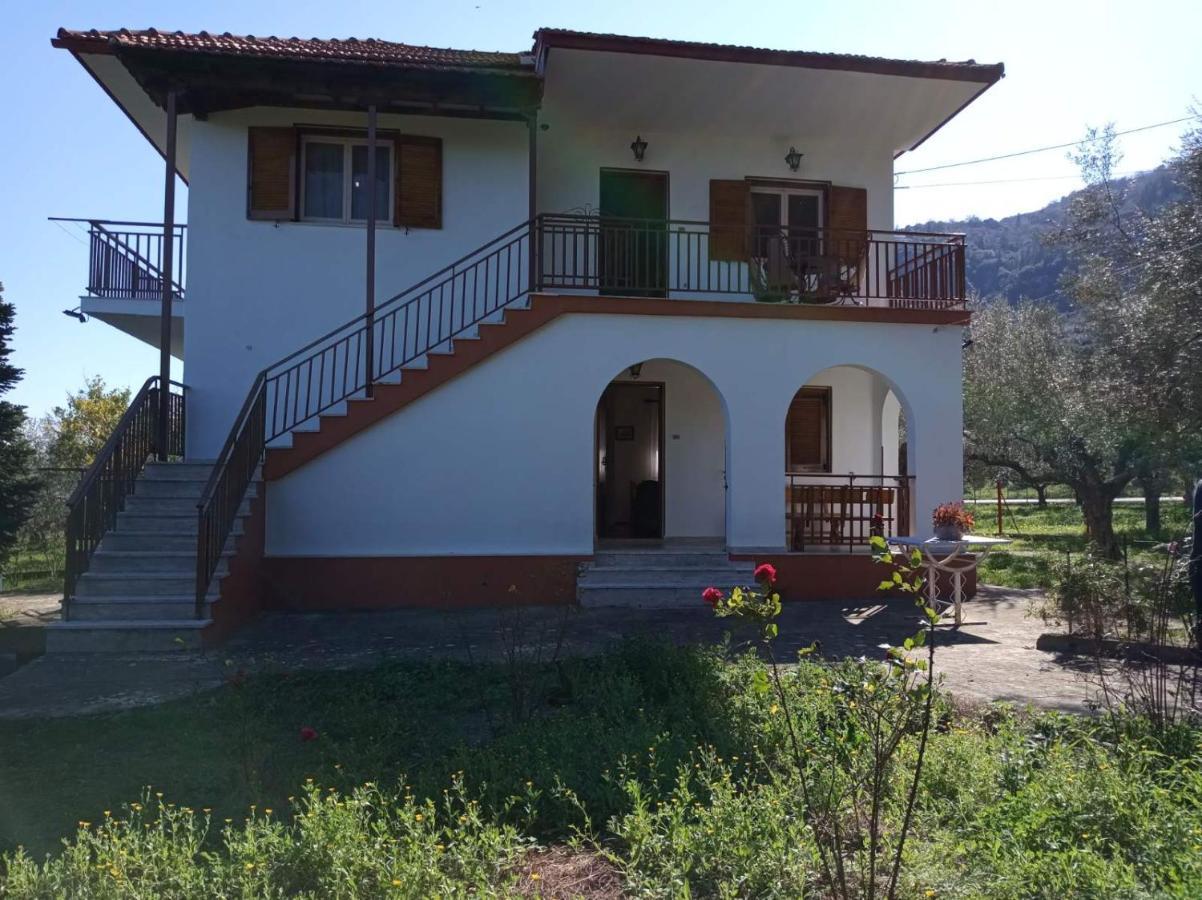 Apartmán Manousi 1- Ground Floor Mystras Exteriér fotografie